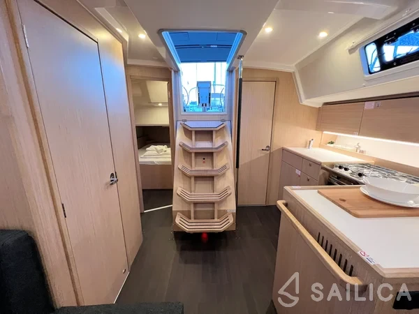 Bavaria C38 - Yacht Charter Sailica