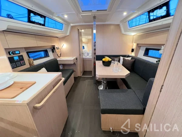 Bavaria C38 - Yacht Charter Sailica
