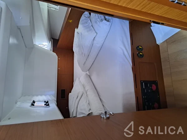Sun Odyssey 490 - Yacht Charter Sailica