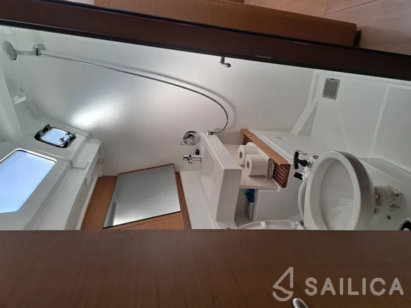 Sun Odyssey 490 - Yacht Charter Sailica