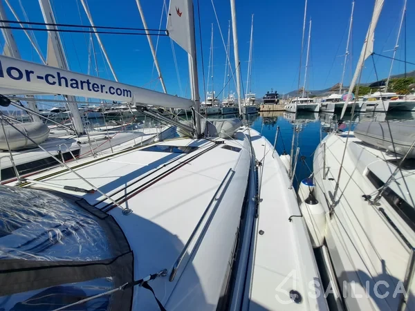 Sun Odyssey 490 - Yacht Charter Sailica