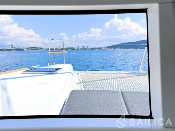 Lagoon 40 - Yacht Charter Sailica