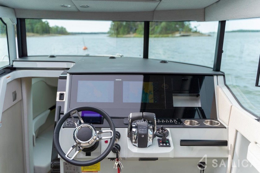 Saxdor 320 GTO - Yacht Charter Sailica