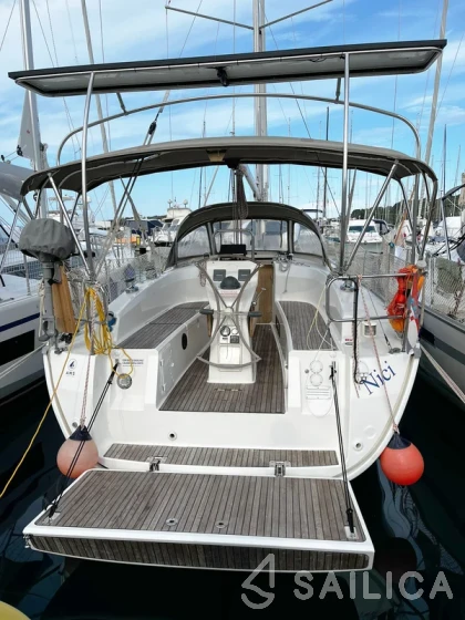 Bavaria 32 Cruiser - Yacht Charter Sailica