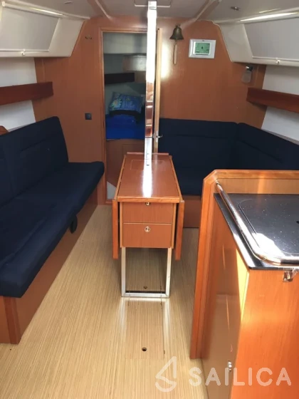 Bavaria 32 Cruiser - Yacht Charter Sailica