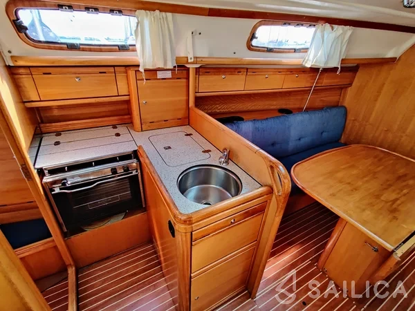 Bavaria 30 Cruiser - Yacht Charter Sailica