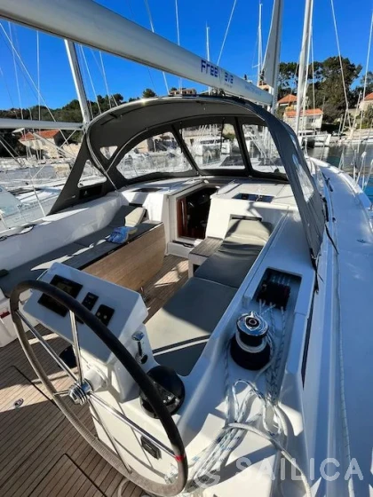 Bavaria C45 - Yacht Charter Sailica