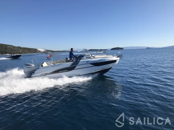 Beneteau Flyer 7.7 SUNdeck - Yacht Charter Sailica