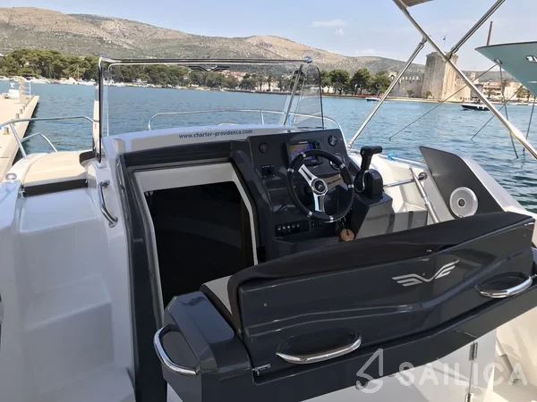 Beneteau Flyer 7.7 SUNdeck - Yacht Charter Sailica