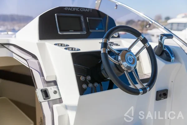 Pacific Craft 750 Sun Cruiser - Yacht Charter Sailica