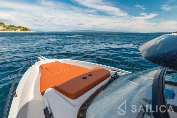 Ryck 280 - Yacht Charter Sailica