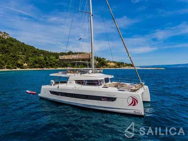 Bali 4.6 - Yacht Charter Sailica