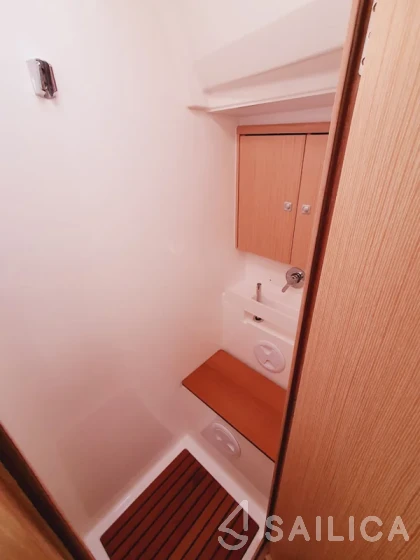 Bavaria C50 - Yacht Charter Sailica