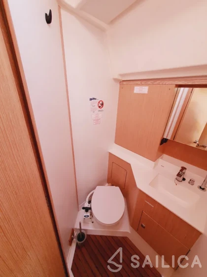 Bavaria C50 - Yacht Charter Sailica