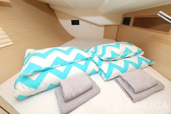 Hanse 458 - Yacht Charter Sailica