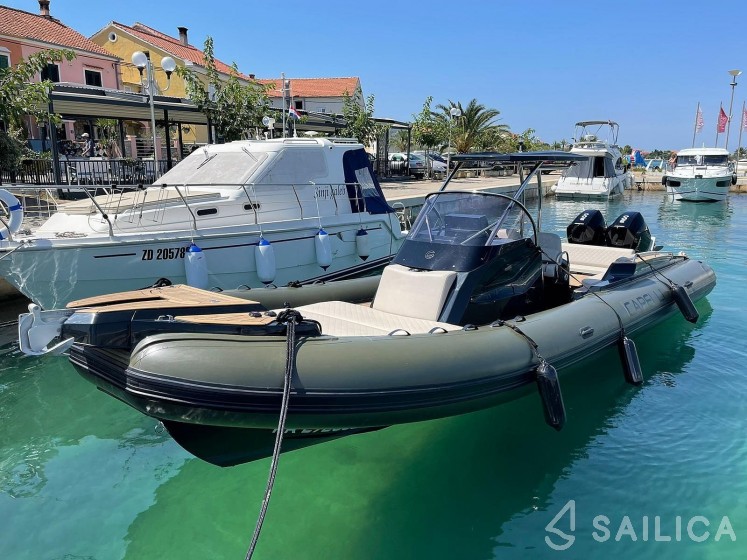 Tempest 1000 Sun - Yacht Charter Sailica