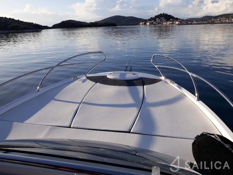 Galeon Galia 700 - Yacht Charter Sailica
