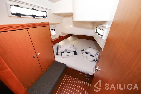 Bavaria 40 Cruiser - Yacht Charter Sailica