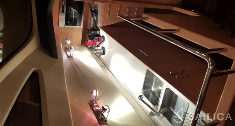 Aicon 54 - Yacht Charter Sailica