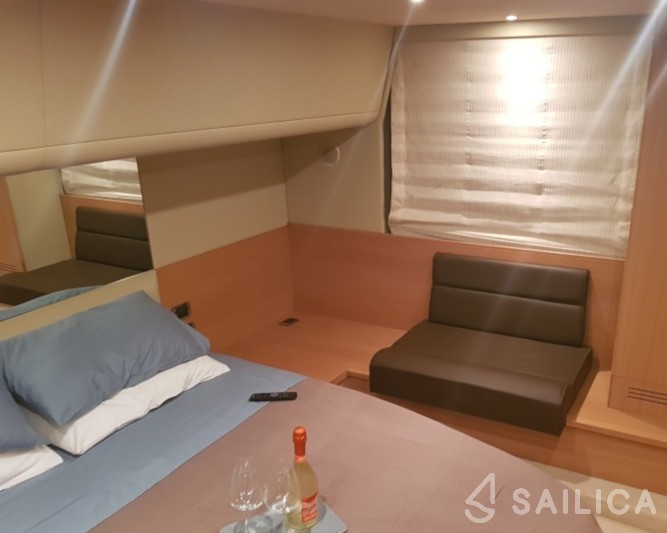 Aicon 54 - Yacht Charter Sailica