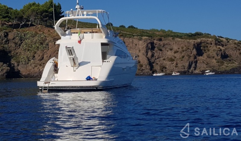Aicon 54 - Yacht Charter Sailica