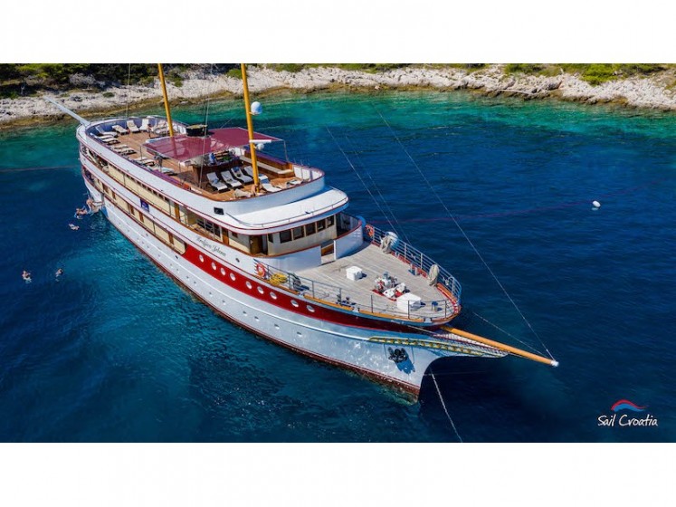 Motoryacht - Yacht Charter Sailica