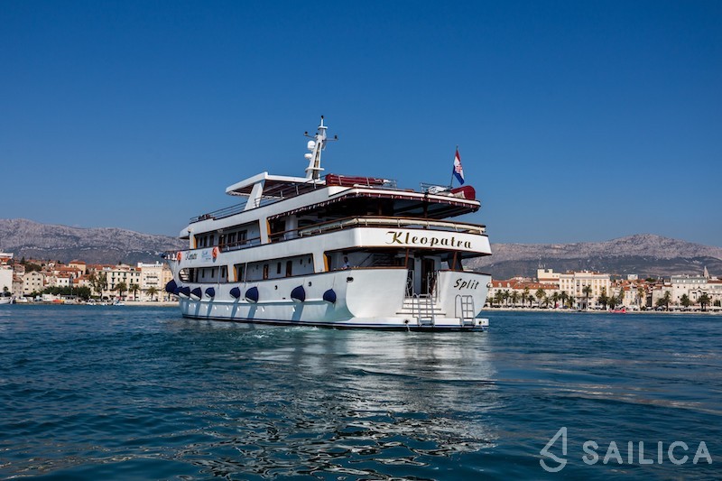 Motoryacht - Yacht Charter Sailica