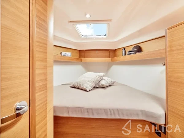 Elan Impression 40.1 - Yacht Charter Sailica
