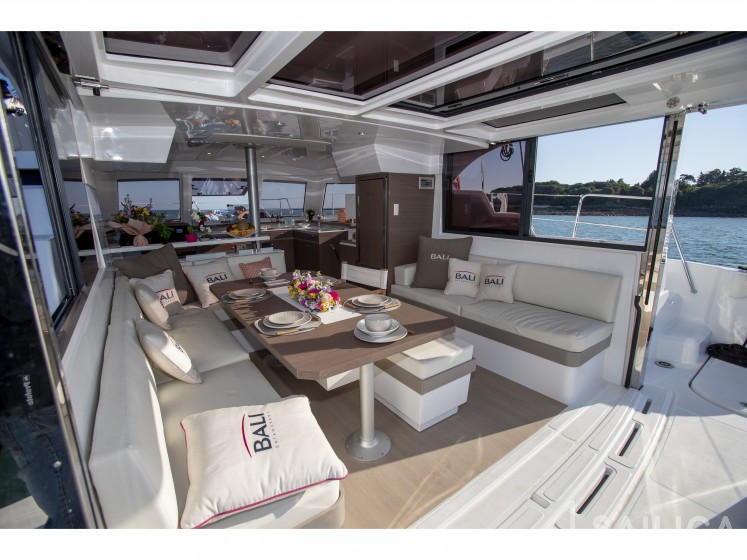 Bali Catspace - Yacht Charter Sailica