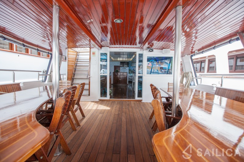 Motoryacht - Yacht Charter Sailica
