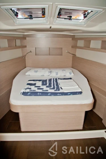 Hanse 458 - Yacht Charter Sailica