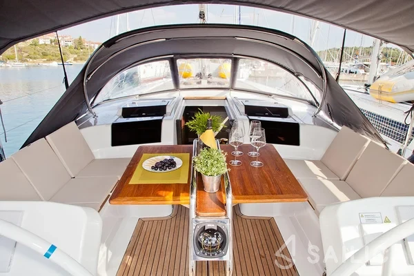 Hanse 458 - Yacht Charter Sailica
