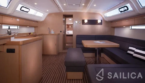 Bavaria 51 Cruiser - Yacht Charter Sailica