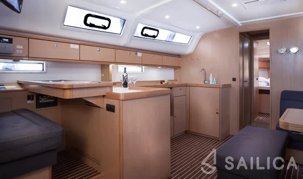 Bavaria 51 Cruiser - Yacht Charter Sailica