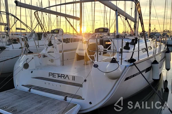Bavaria 51 Cruiser - Yacht Charter Sailica