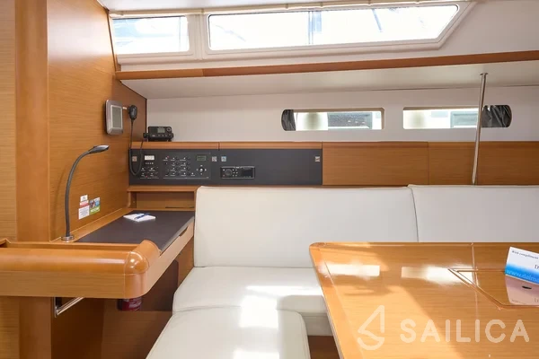 Sun Odyssey 479 - Yacht Charter Sailica
