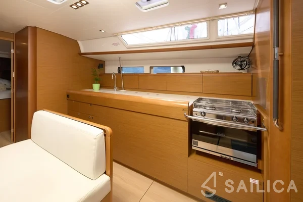 Sun Odyssey 479 - Yacht Charter Sailica