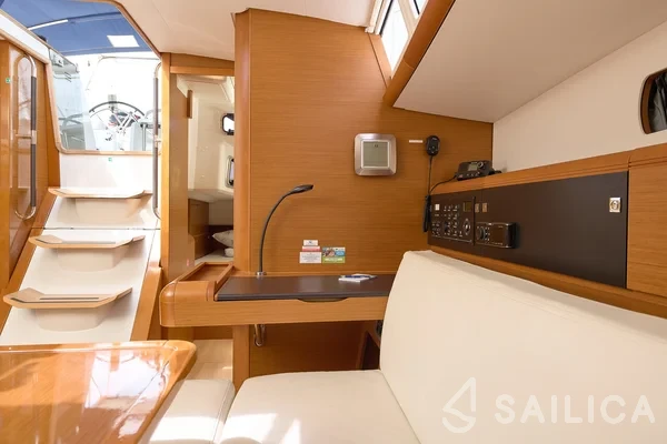 Sun Odyssey 479 - Yacht Charter Sailica