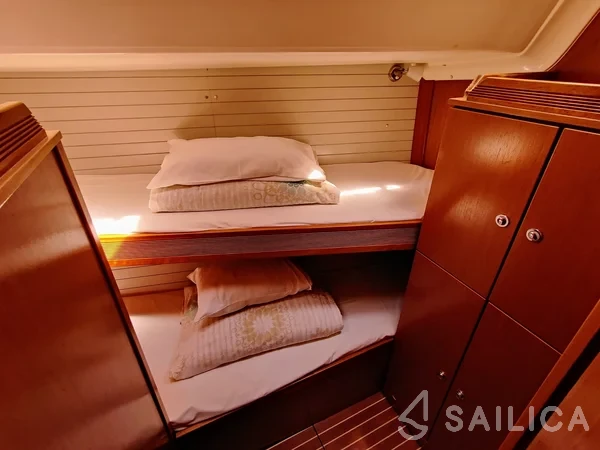 Bavaria 47 Cruiser - Yacht Charter Sailica