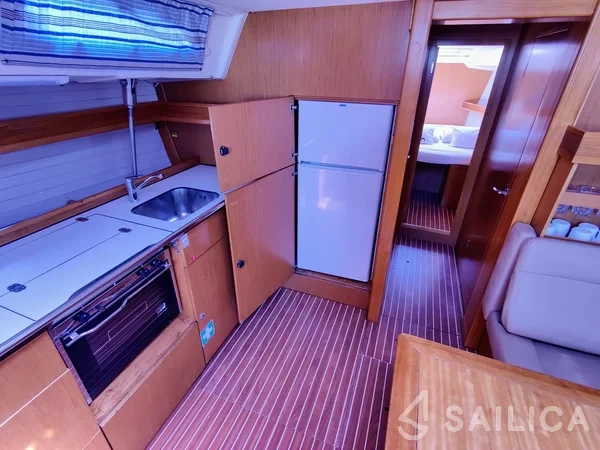 Bavaria 47 Cruiser - Yacht Charter Sailica