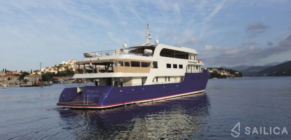 Custom Built - Yacht Charter Sailica