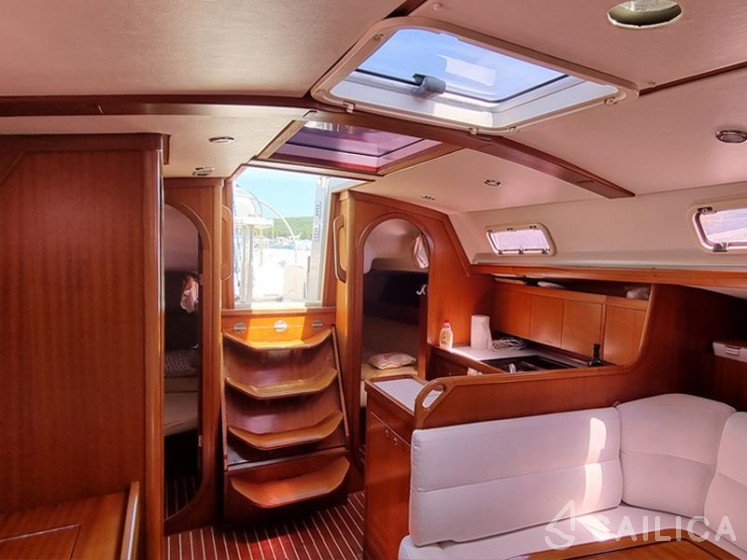 Salona 40 - Yacht Charter Sailica
