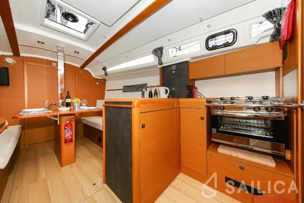Sun Odyssey 349 - Yacht Charter Sailica