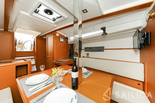 Sun Odyssey 349 - Yacht Charter Sailica
