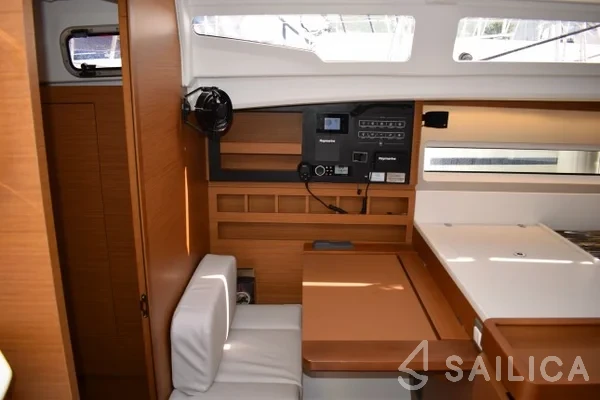 Sun Odyssey 440 - Yacht Charter Sailica