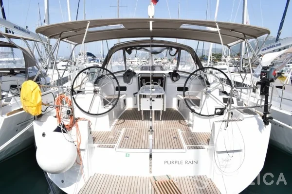 Sun Odyssey 519 - Yacht Charter Sailica