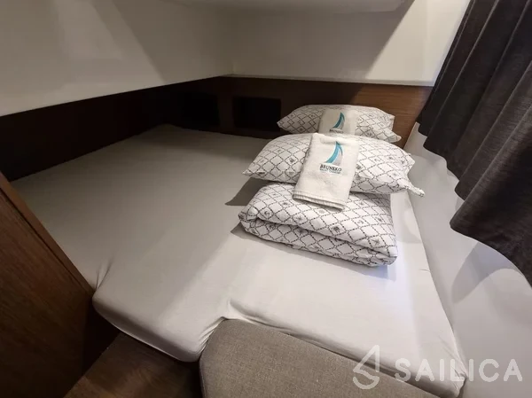 Antares 9 OB - Yacht Charter Sailica