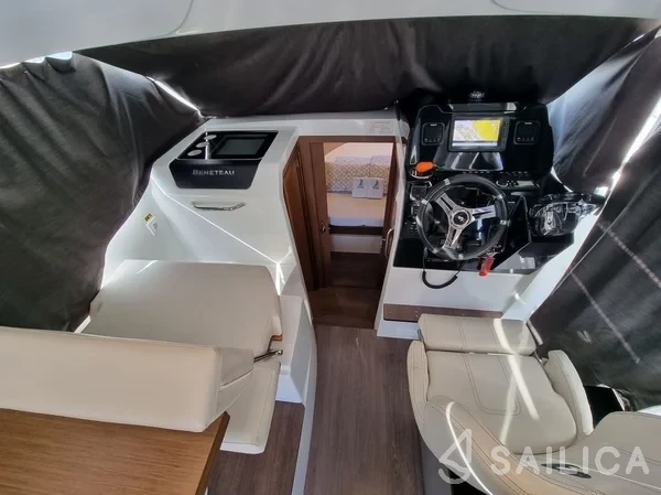 Antares 9 OB - Yacht Charter Sailica
