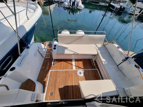 Antares 9 OB - Yacht Charter Sailica