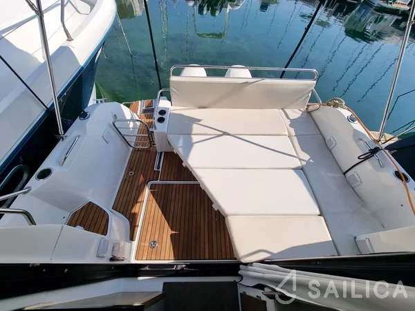 Antares 9 OB - Yacht Charter Sailica